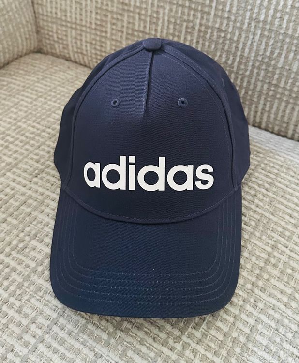 🟢Casquette Adidas bleu marin taille unique